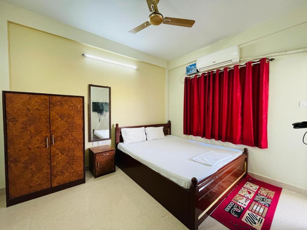 Hotel Lovely Star Inn ! פורי מראה חיצוני תמונה